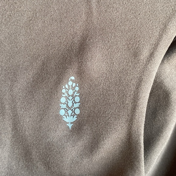 FP Movement by Free People NWT Spin Me Ruched Tank - Picture 8 of 15